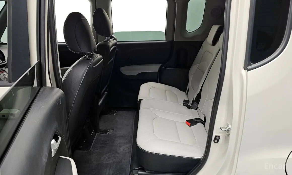 Фото 12 - Kia Ray