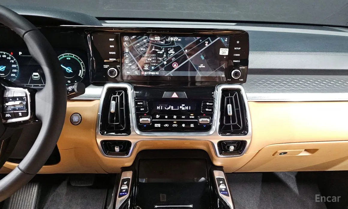 Фото 12 - Kia Sorento