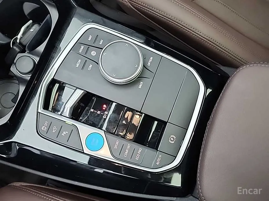 Фото 8 - BMW iX3