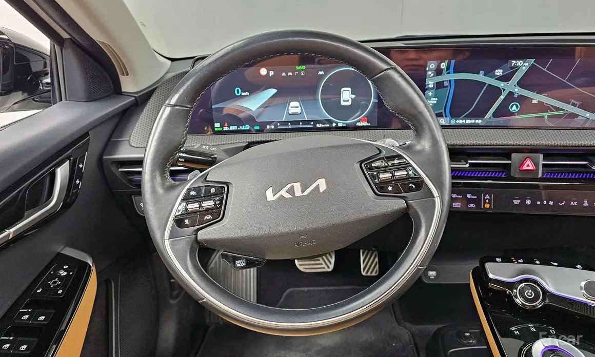 Фото 13 - Kia EV6