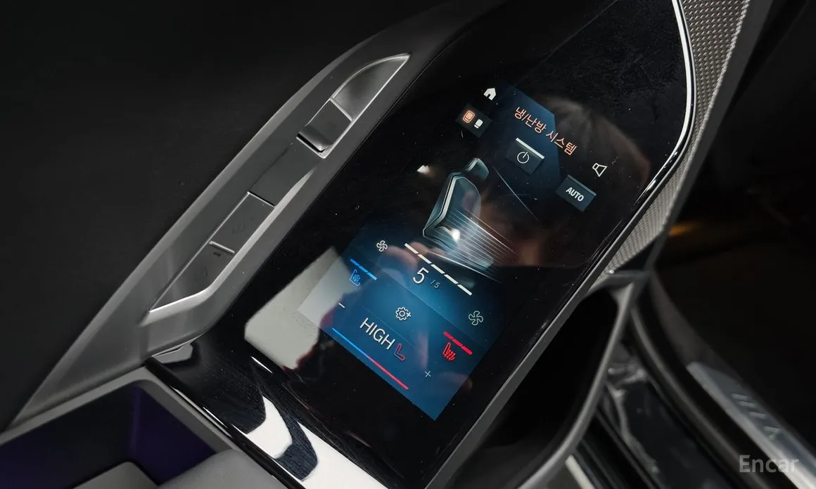 Фото 19 - BMW 7 Series