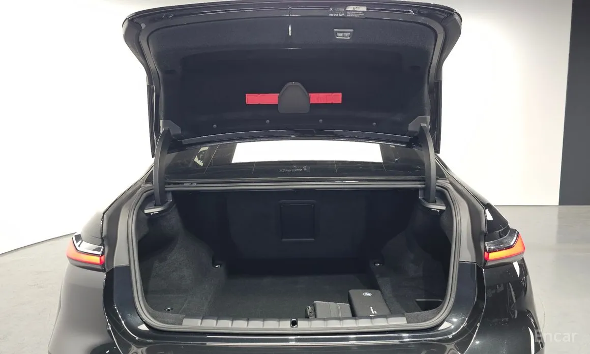 Фото 20 - BMW 7 Series