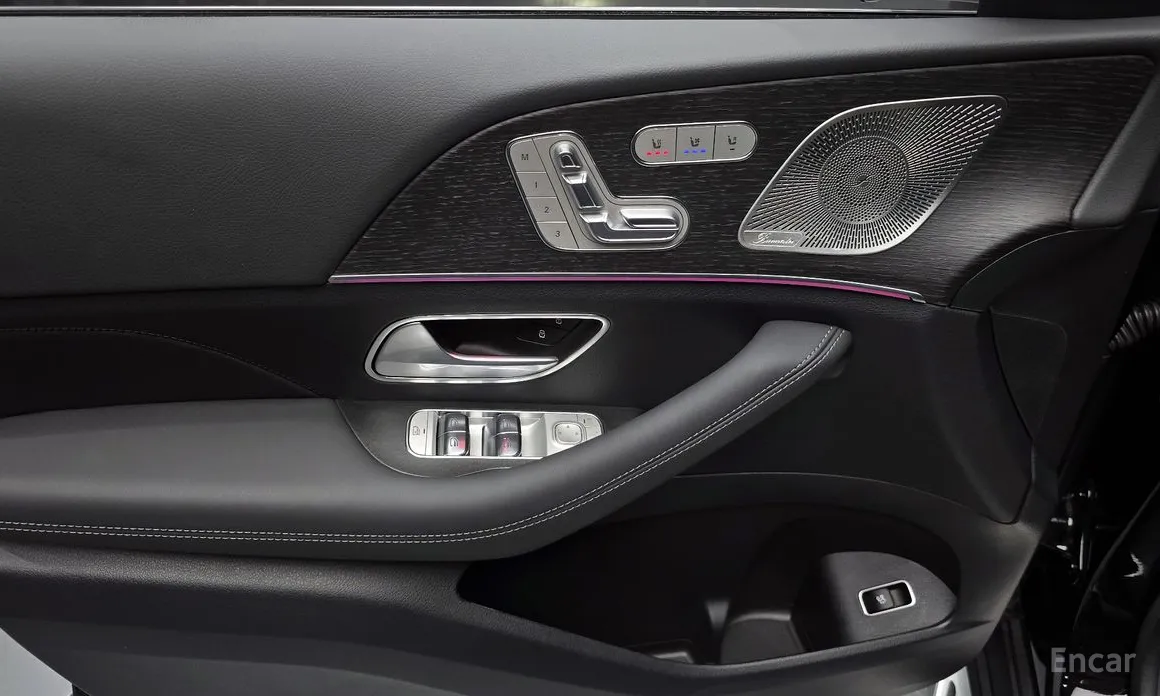 Фото 18 - Mercedes-Benz GLE-Class