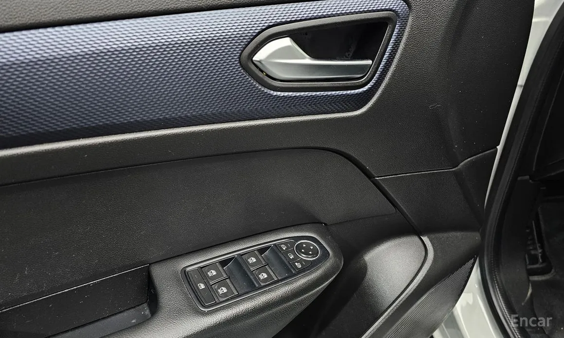 Фото 16 - Renault XM3