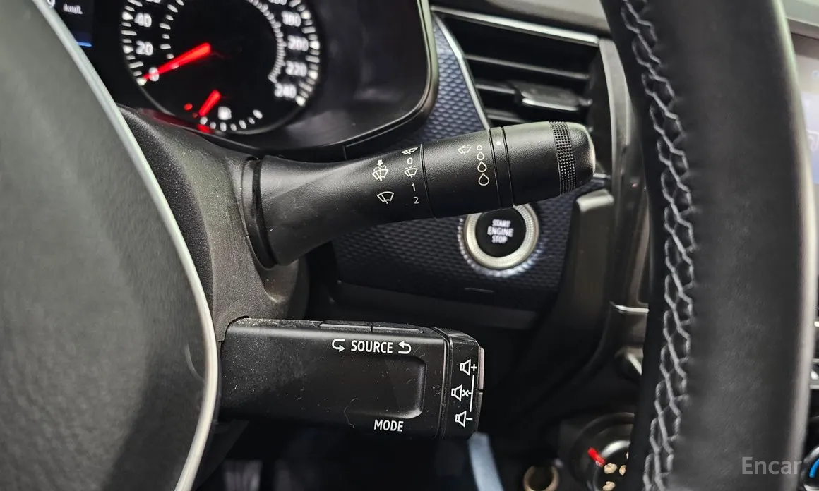 Фото 18 - Renault XM3