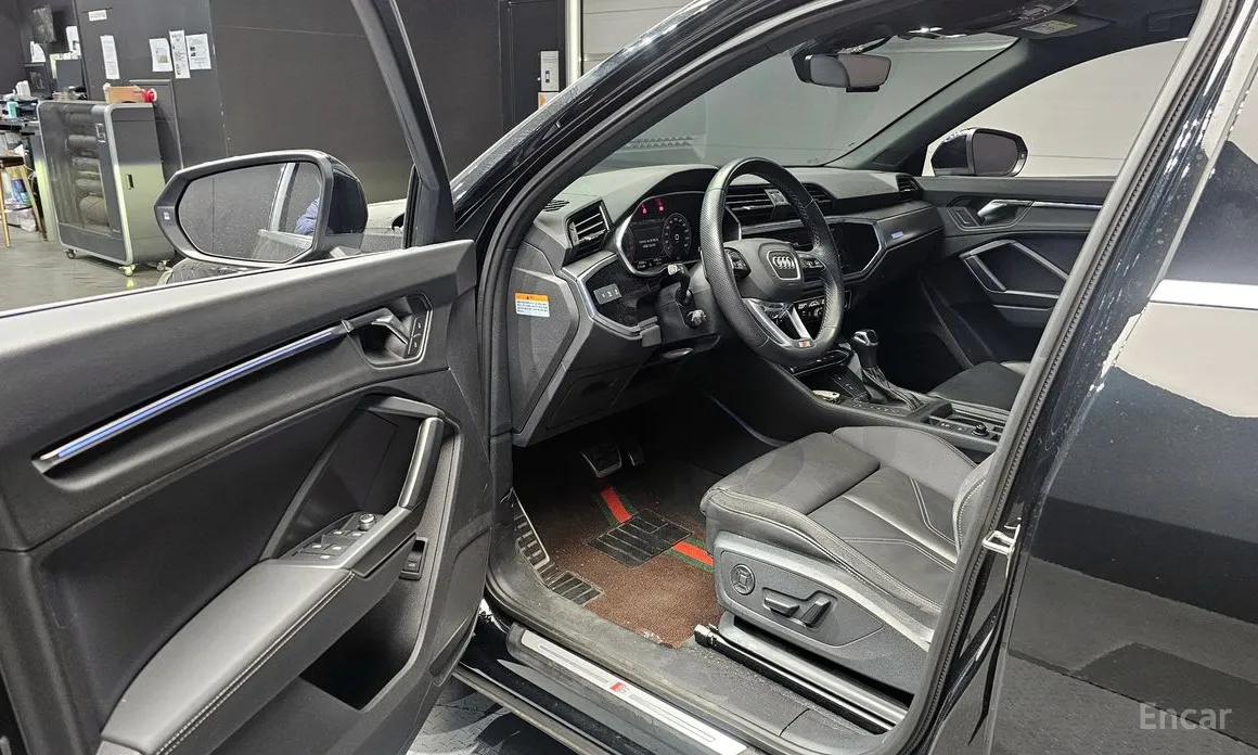 Фото 11 - Audi Q3