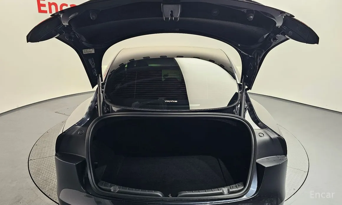 Фото 20 - Tesla Model 3