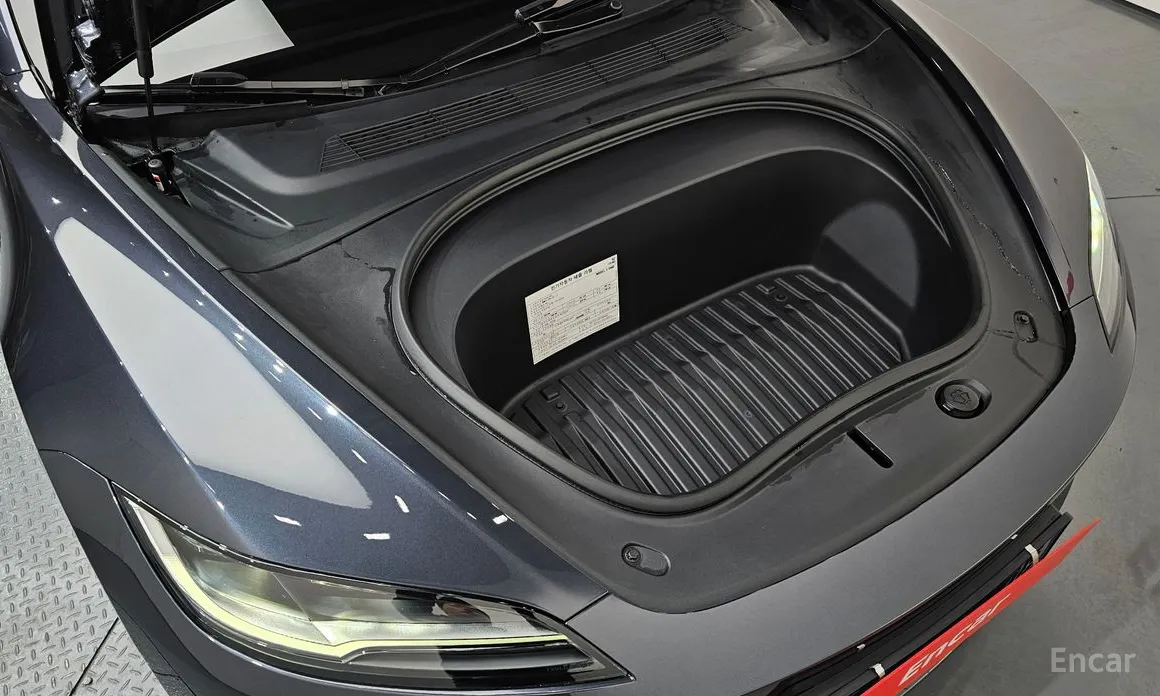 Фото 6 - Tesla Model 3