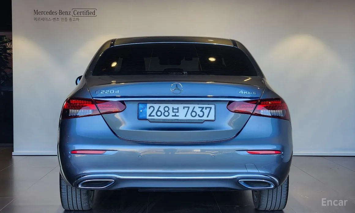 Фото 4 - Mercedes-Benz E-Class