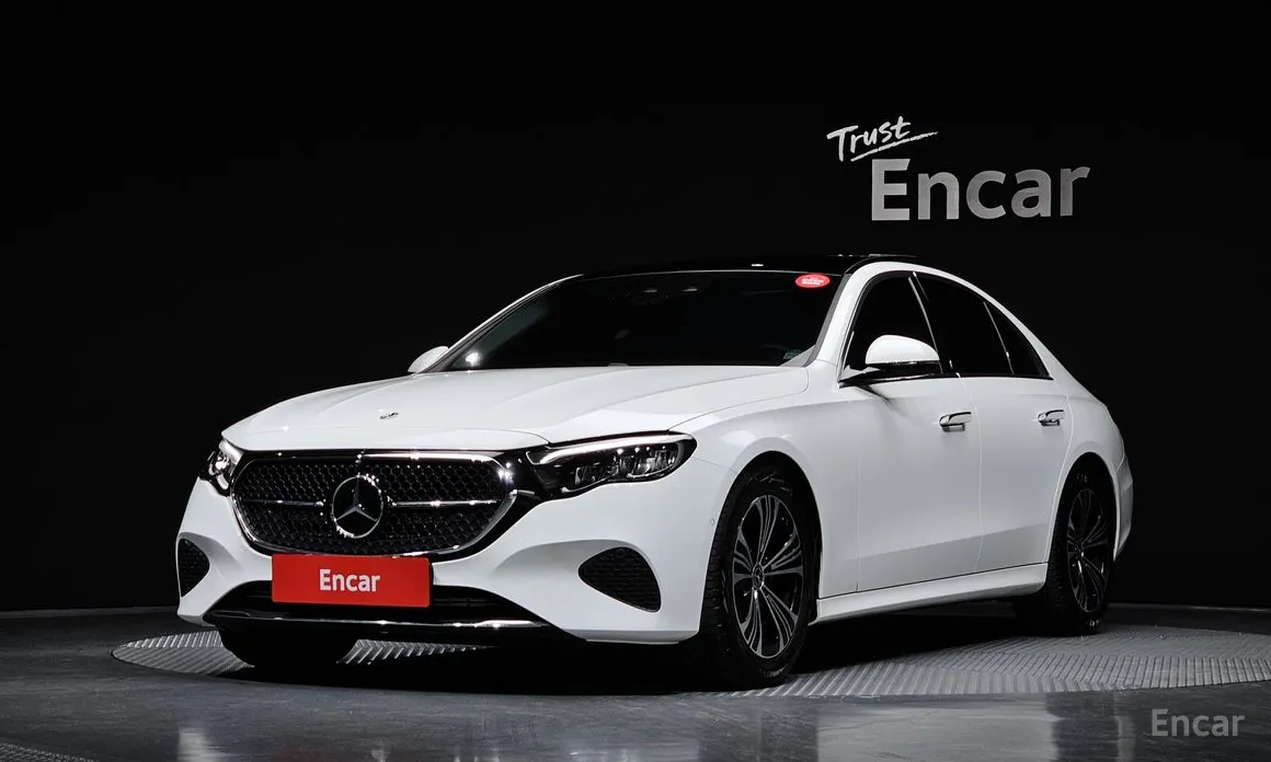 Фото 1 - Mercedes-Benz E-Class