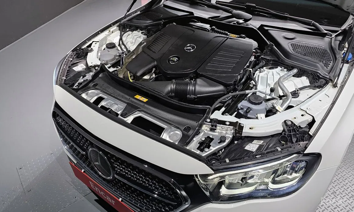 Фото 6 - Mercedes-Benz E-Class