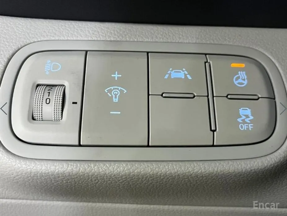 Фото 14 - Hyundai Venue