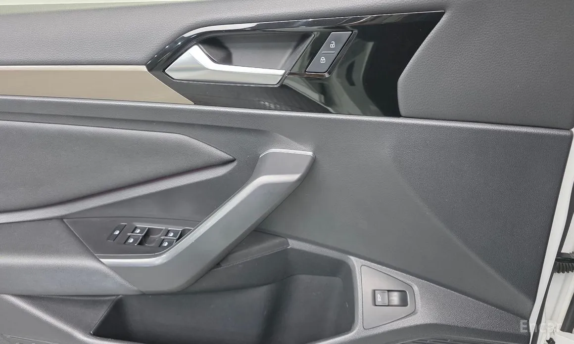 Фото 12 - Volkswagen Jetta