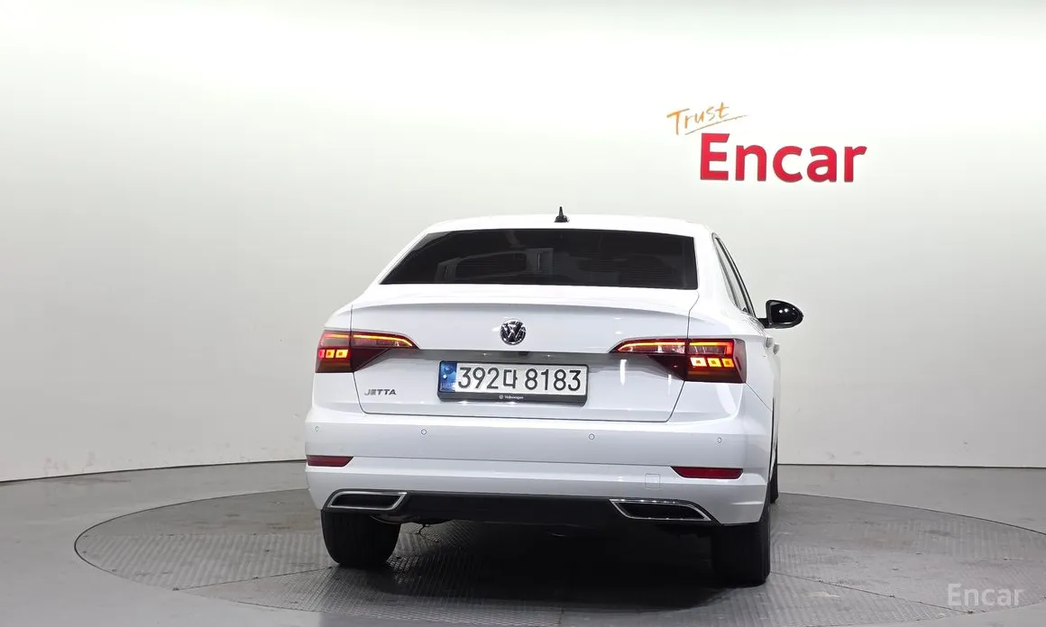 Фото 4 - Volkswagen Jetta