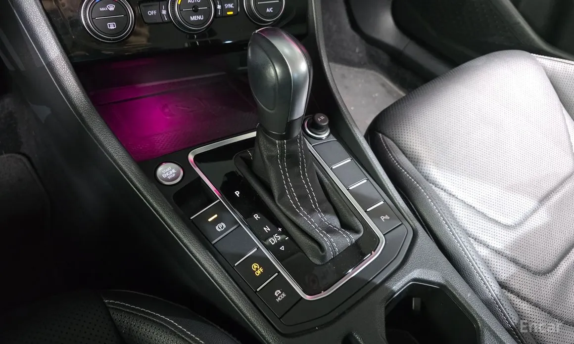 Фото 9 - Volkswagen Jetta