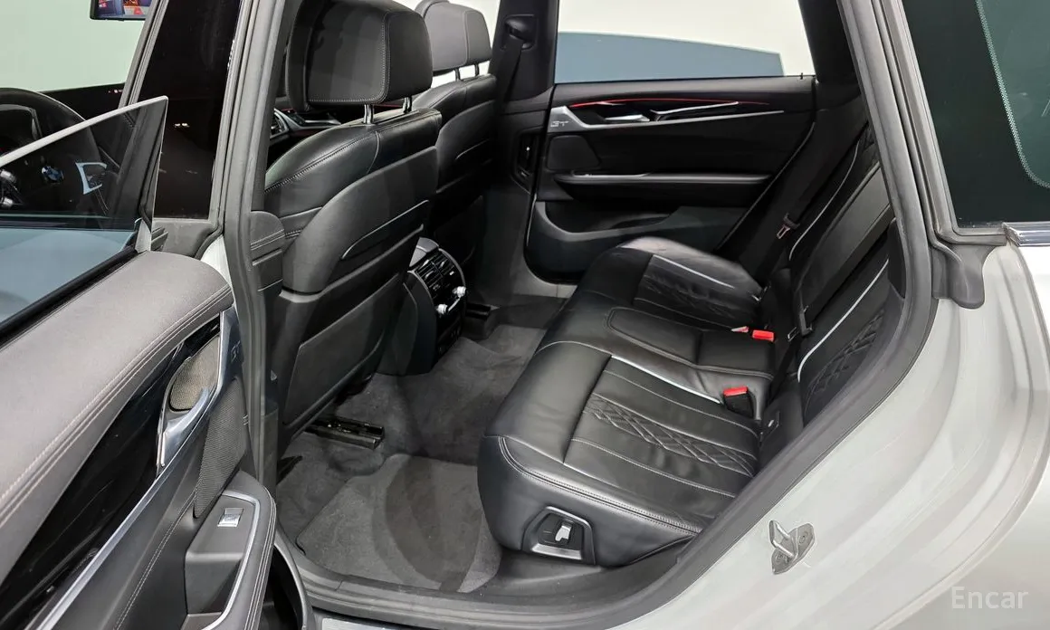 Photo 12 - BMW Gran Turismo