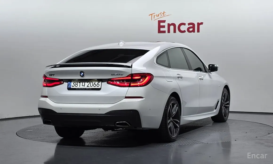 Photo 2 - BMW Gran Turismo