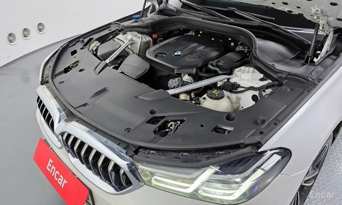 Photo 6 - BMW Gran Turismo