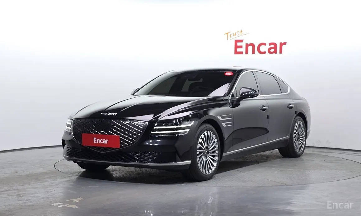 Фото 1 - Genesis G80