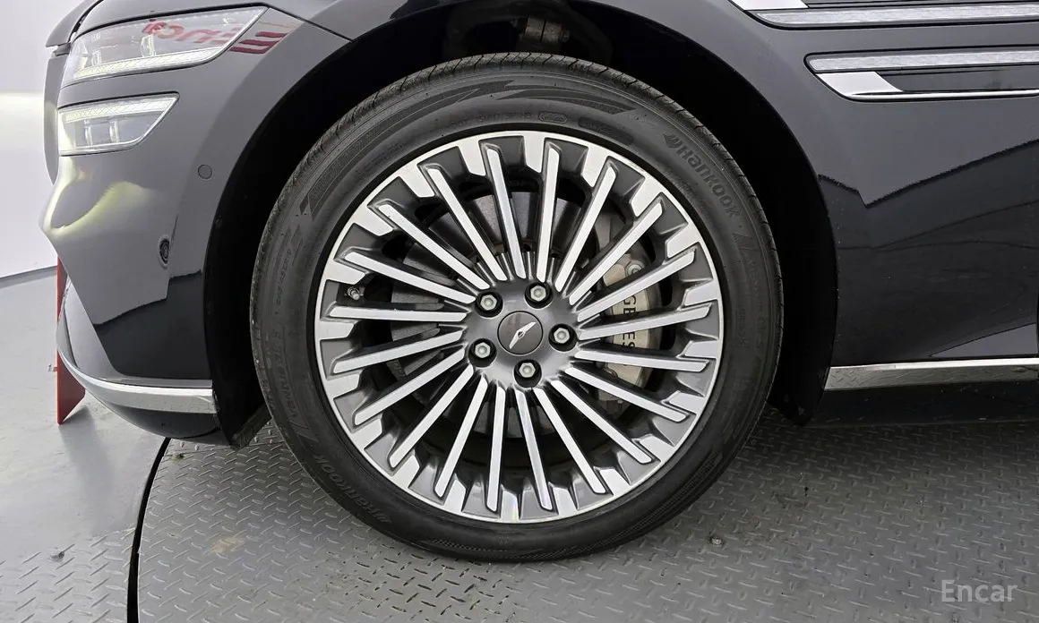 Фото 5 - Genesis G80