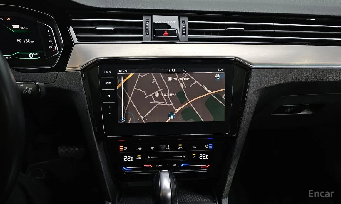 Фото 14 - Volkswagen Passat