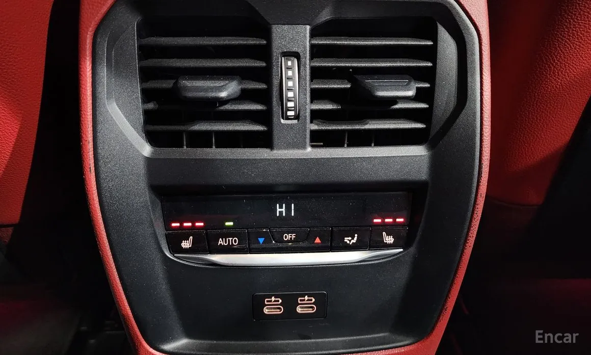 Фото 19 - BMW i4