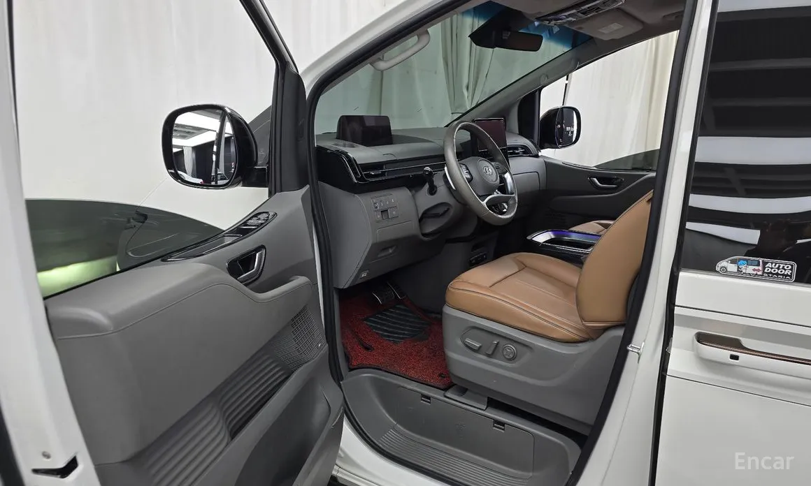 Фото 10 - Hyundai Staria