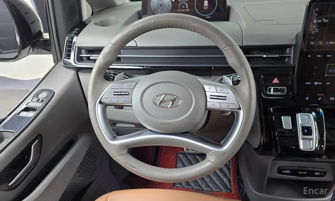 Фото 13 - Hyundai Staria