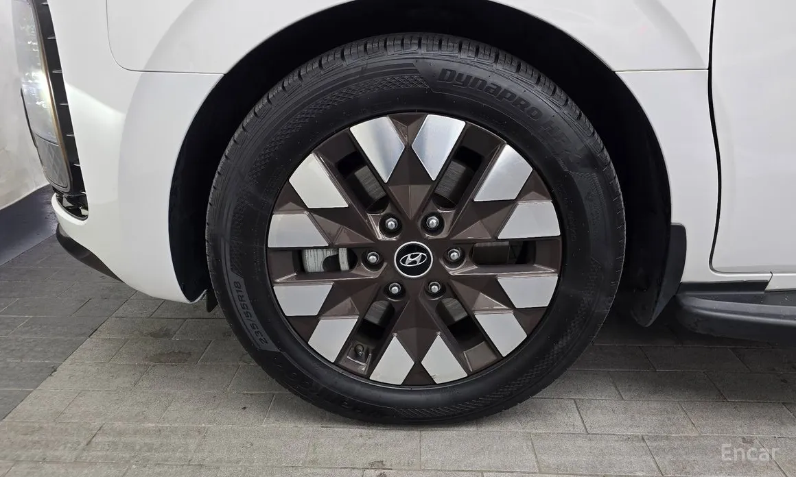 Фото 5 - Hyundai Staria