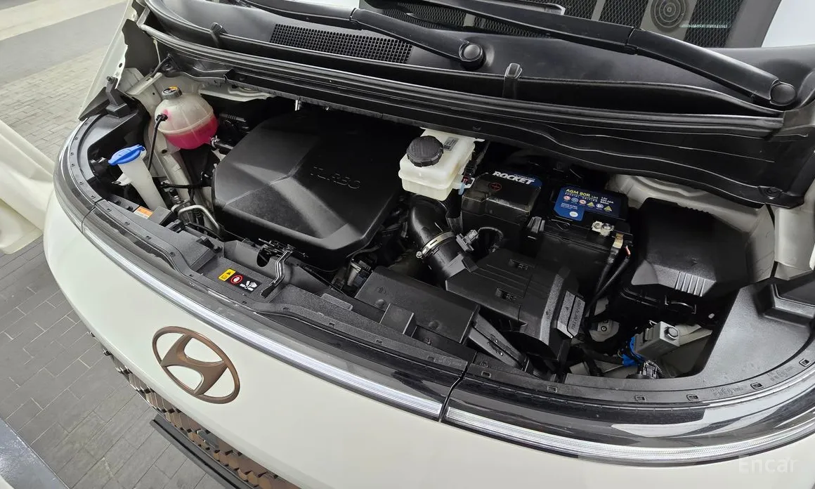 Фото 6 - Hyundai Staria