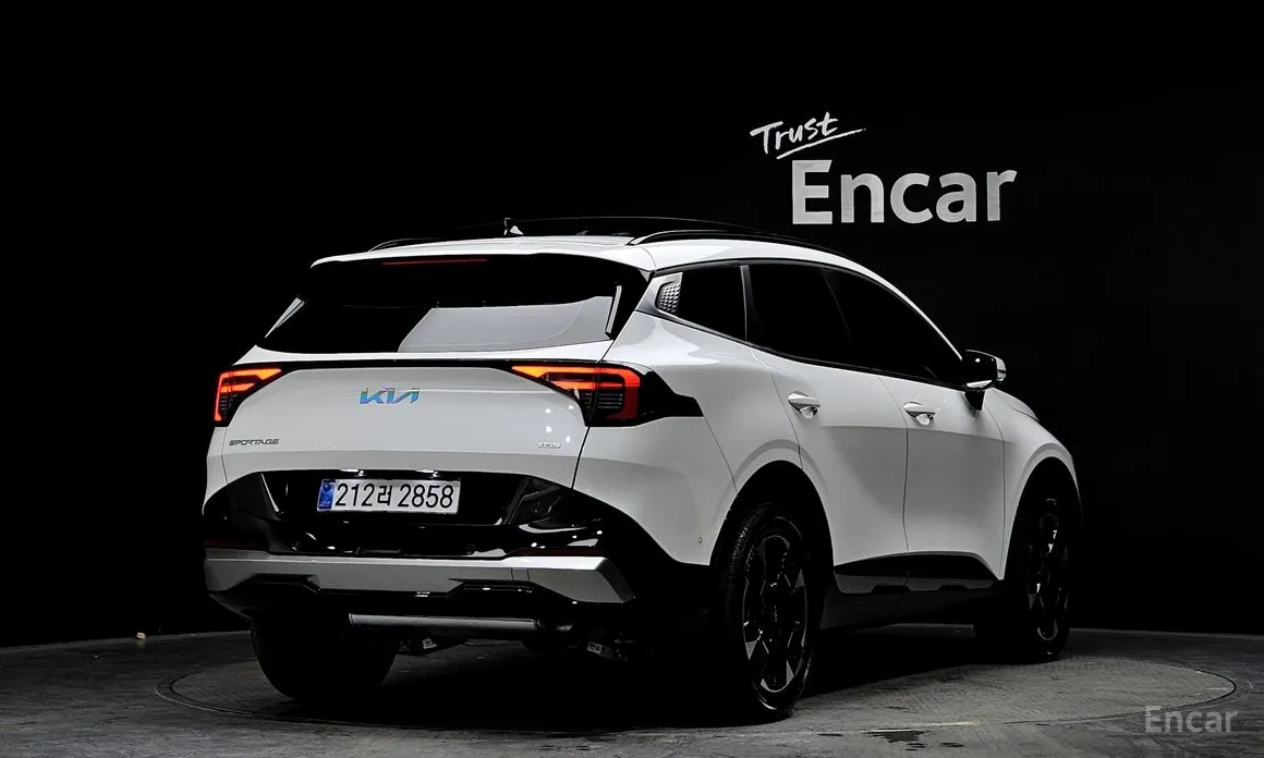 Фото 2 - Kia Sportage