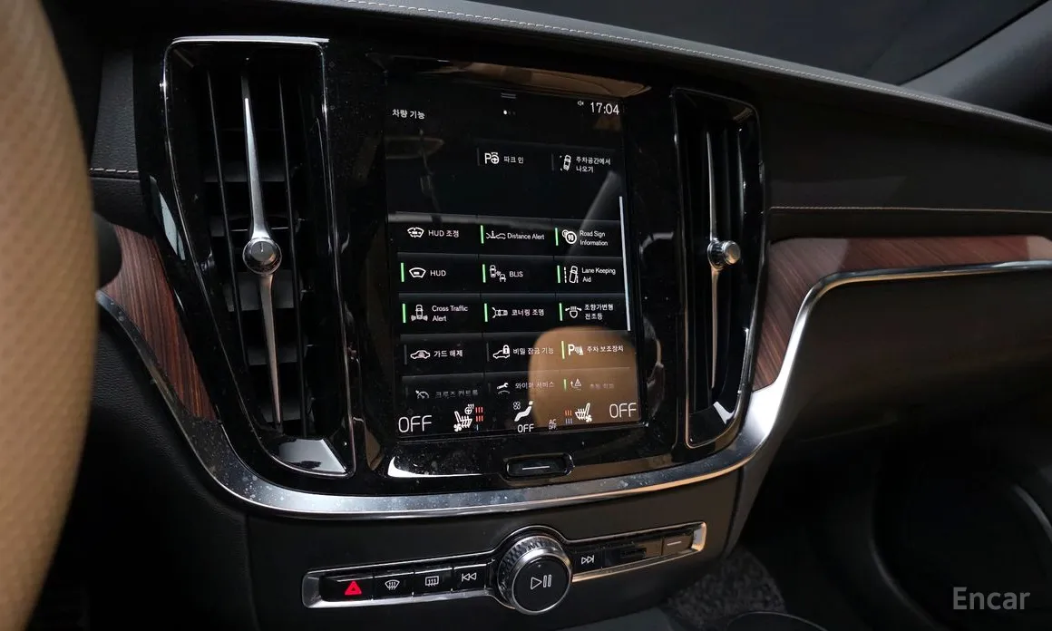 Фото 14 - Volvo S60