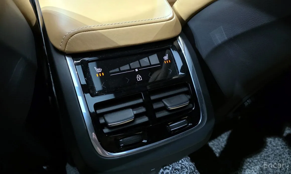 Фото 17 - Volvo S60