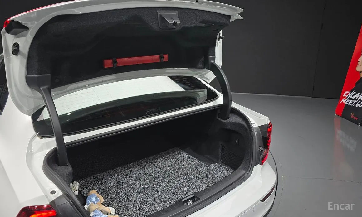 Фото 20 - Volvo S60