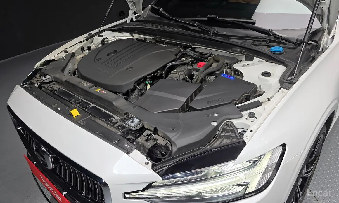 Фото 6 - Volvo S60