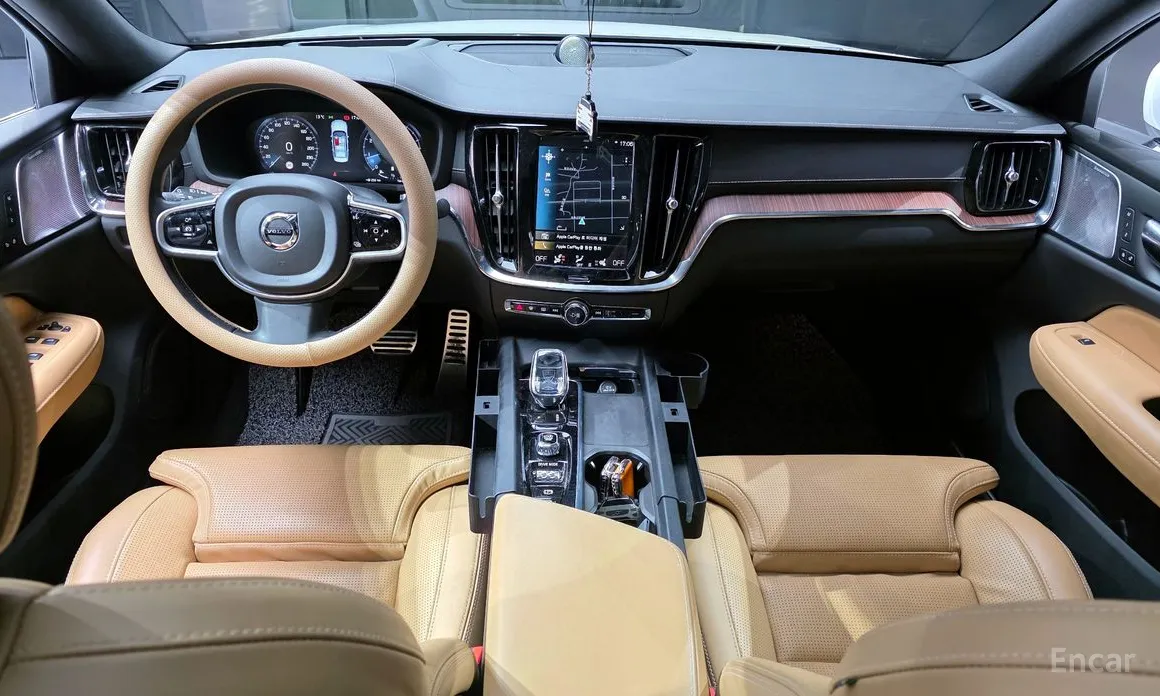 Фото 7 - Volvo S60