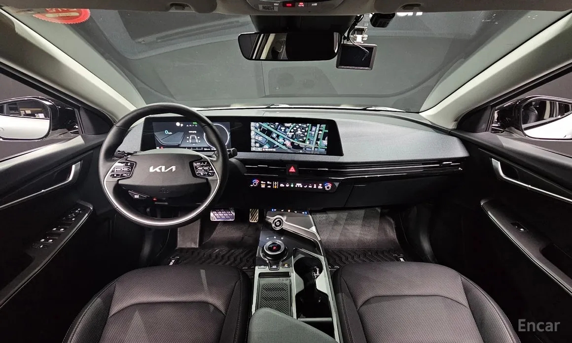 Фото 7 - Kia EV6
