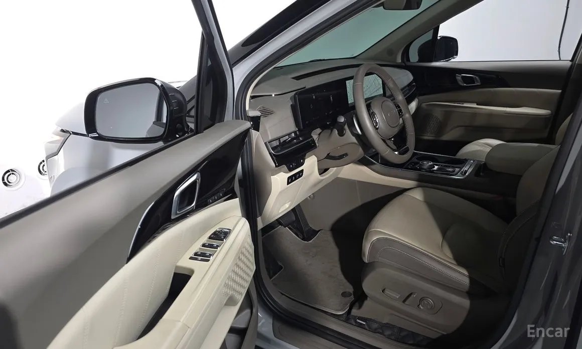 Фото 11 - Kia Carnival