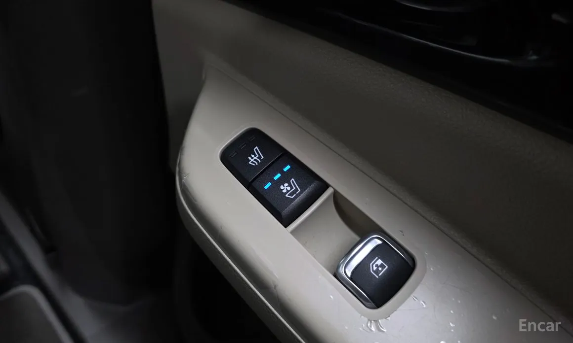 Фото 19 - Kia Carnival