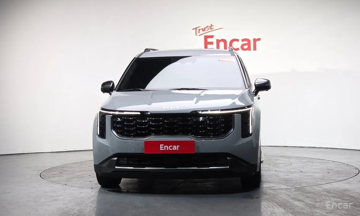 Фото 3 - Kia Carnival