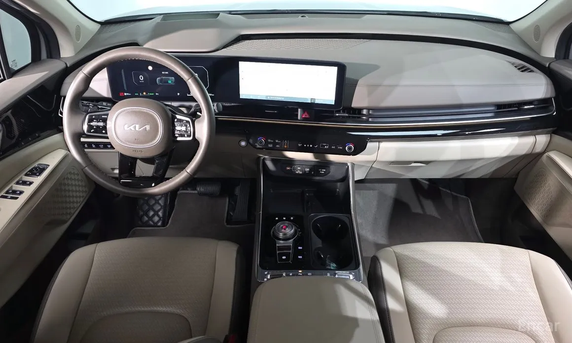 Фото 7 - Kia Carnival