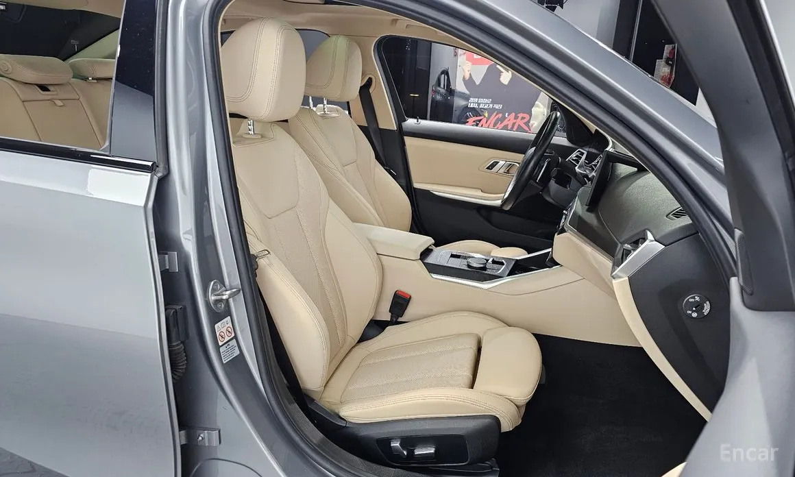 Фото 10 - BMW 3 Series