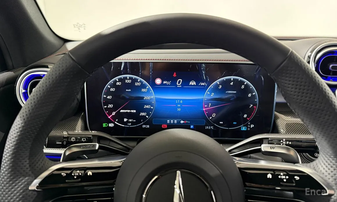 Фото 16 - Mercedes-Benz GLC-Class