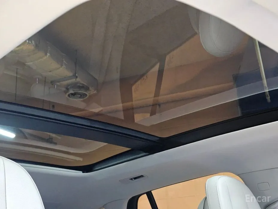 Фото 18 - Mercedes-Benz EQE