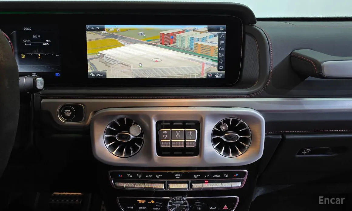 Photo 14 - Mercedes-Benz G-Class