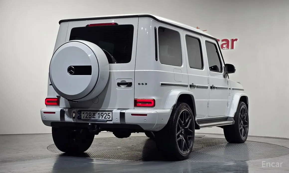 Photo 2 - Mercedes-Benz G-Class
