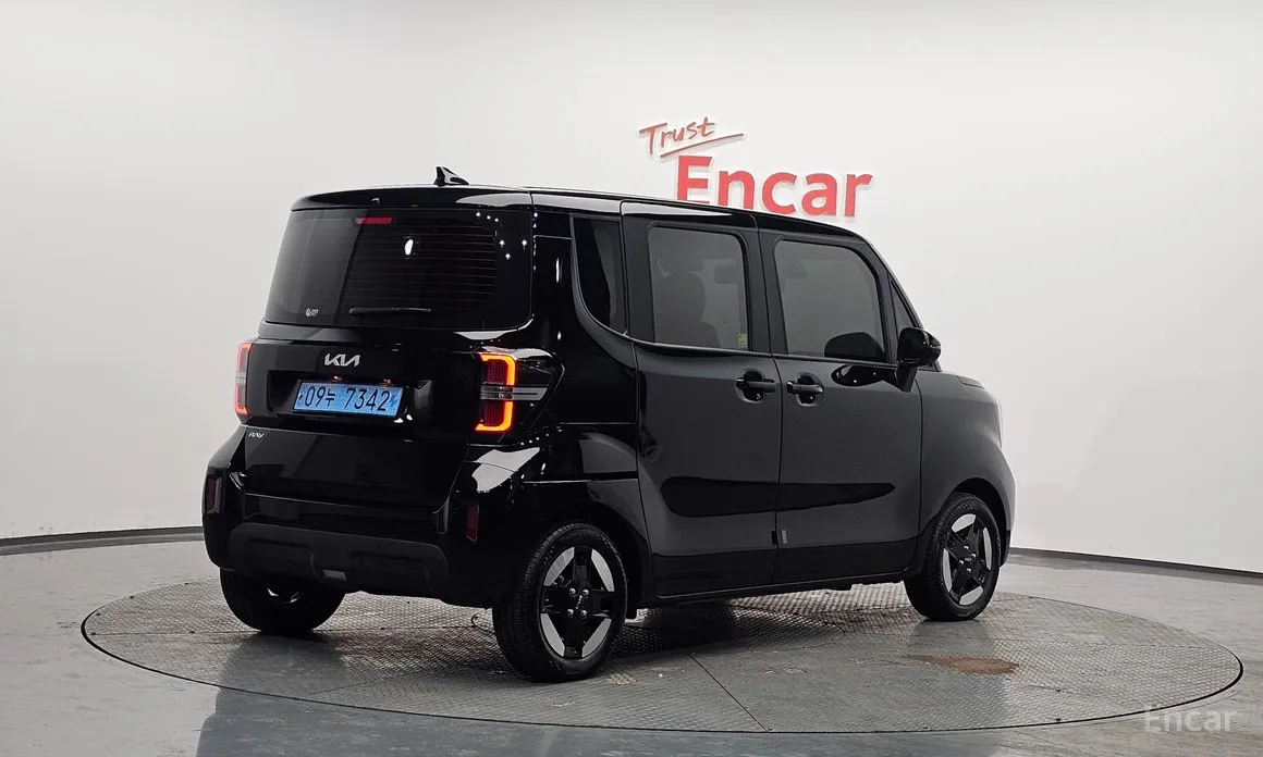 Фото 2 - Kia Ray