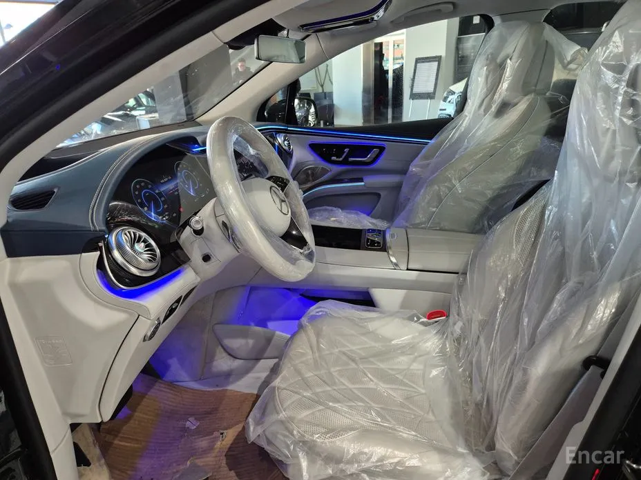 Фото 10 - Mercedes-Benz EQS