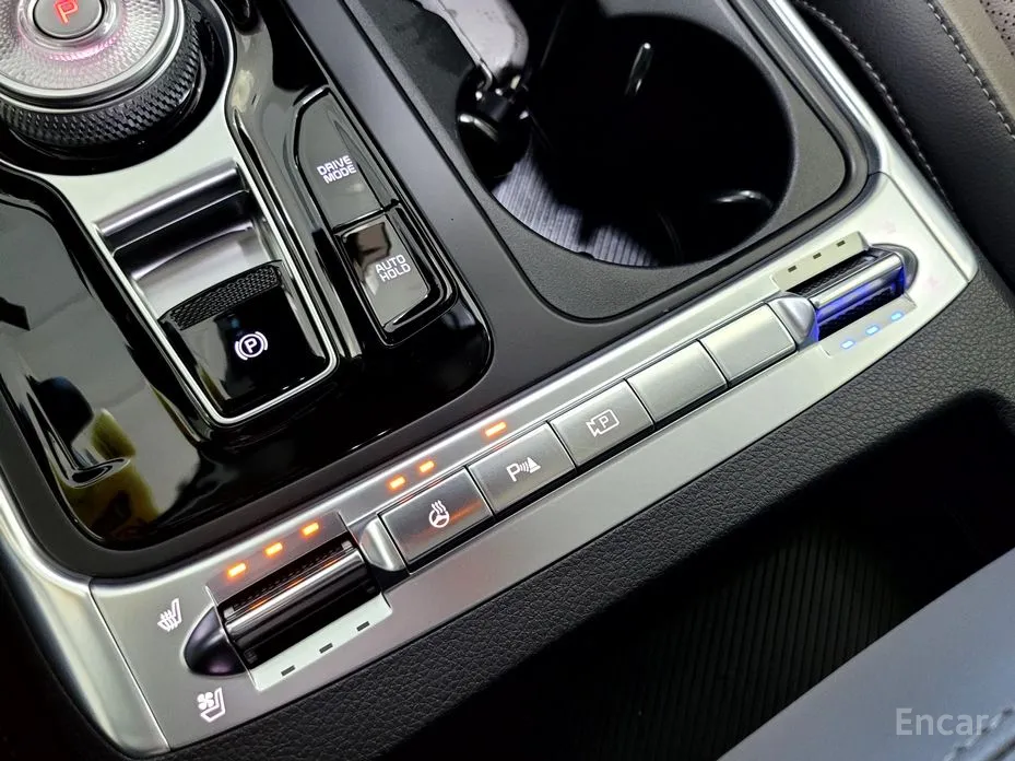 Фото 16 - Kia Carnival