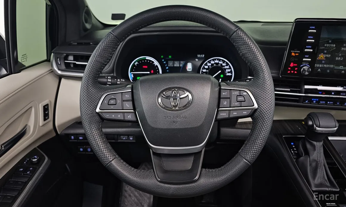 Фото 13 - Toyota Sienna